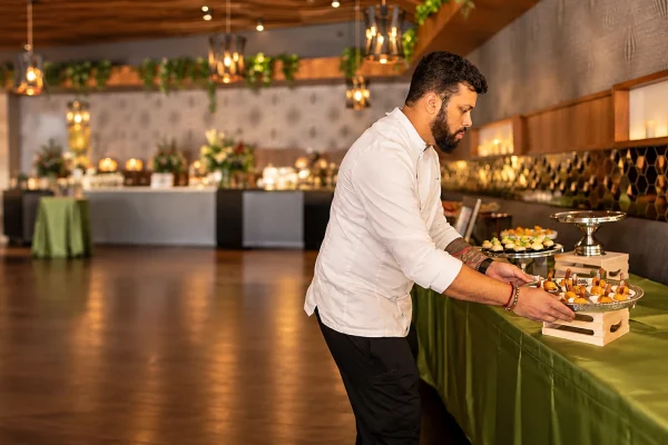 chef-vaibhav-8329-enhanced
